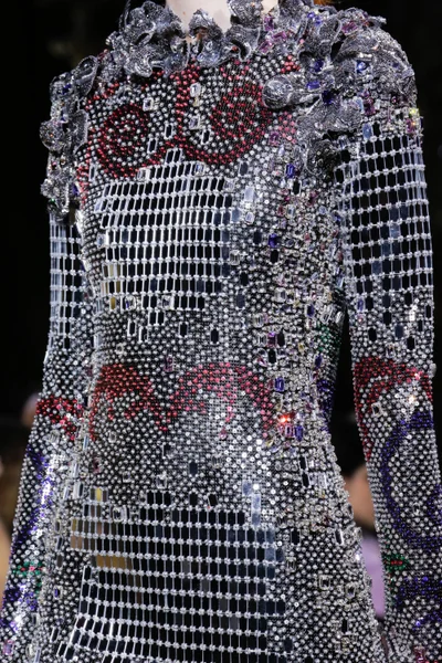 Look 92